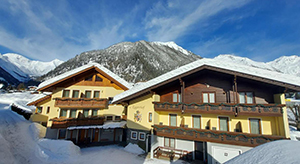 Het hotel Eggerhof bij het sneeuwschoenwandelarrangement in Hohe Tauern